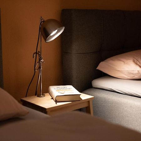 Kassberg Apartment Im Retro-Stil / Netflix & Wifi Chemnitz Exteriör bild